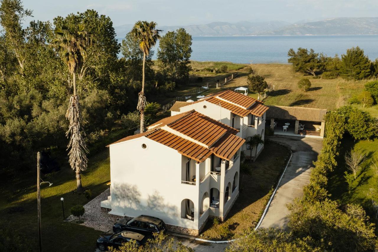 Parakladi Seaside Retreat Melíkia Eksteriør bilde
